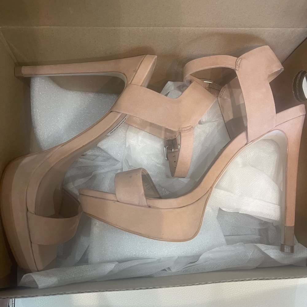 Steve Madden Nude High Heel Sandals